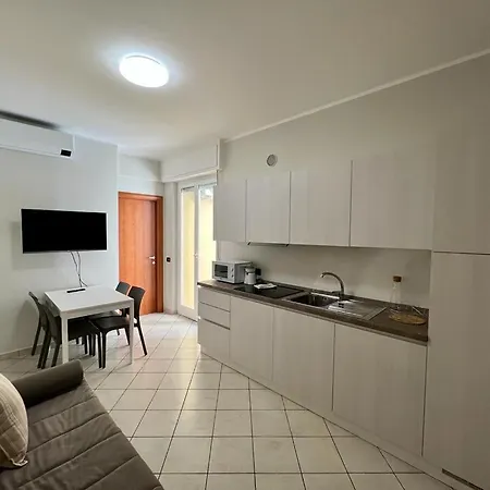 De Amicis Apartment *